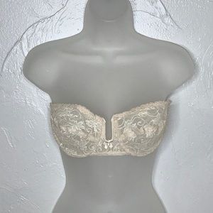 Vintage Young Smoothie shear lace non padded wired straps less bra size 32 D EUC
